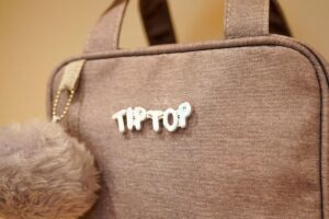 Você pode encontrar itens de puericultura leve e pesada na Tip Top Mega Store