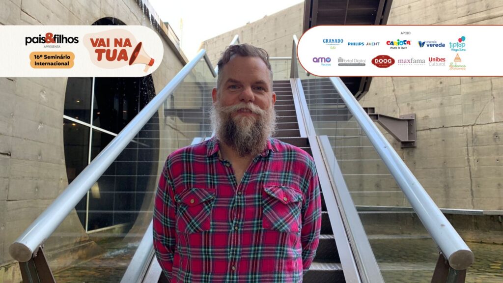Marcos Piangers fala sobre o instinto paterno em uma palestra emocionante