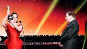 Silvia Abravanel falou sobre o estado de saúde do pai