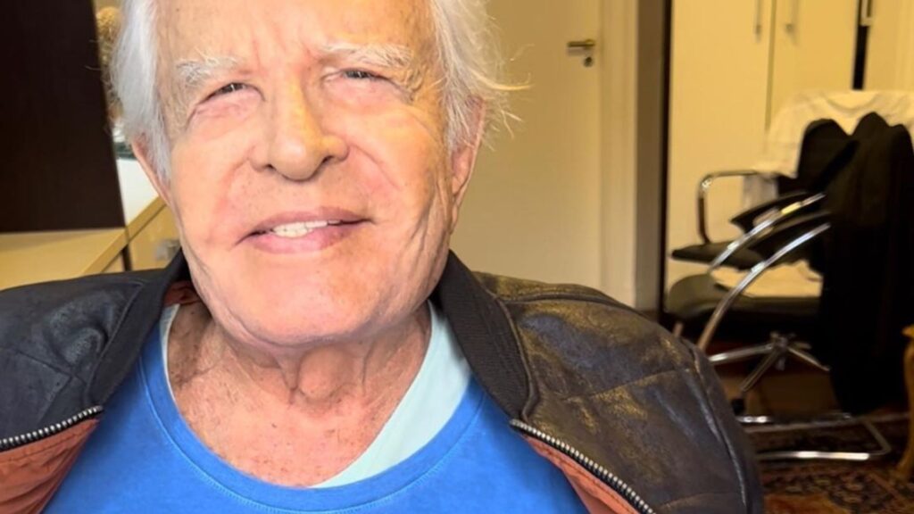 Cid Moreira está sendo acusado de estupro por filho adotivo