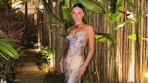 Isis Valverde mostra barriga e fãs especulam gravidez