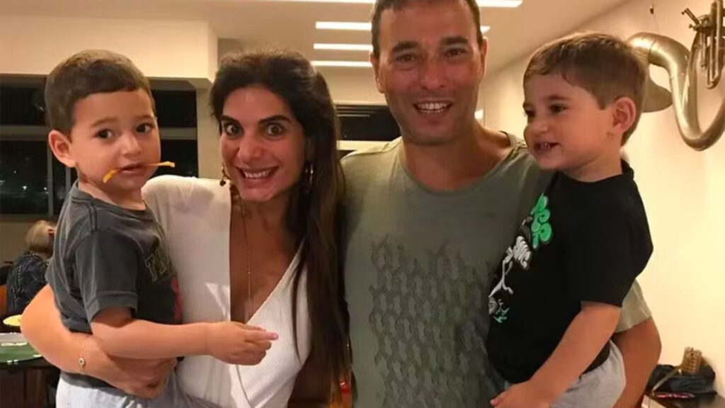 Andréia Sadi tomou invertida do filho sobre Iemanjá