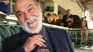 Lima Duarte completa 94 anos de vida