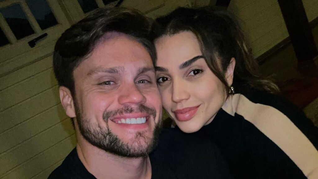 Paula Amorim e Breno Simões desabafam após perder bebê