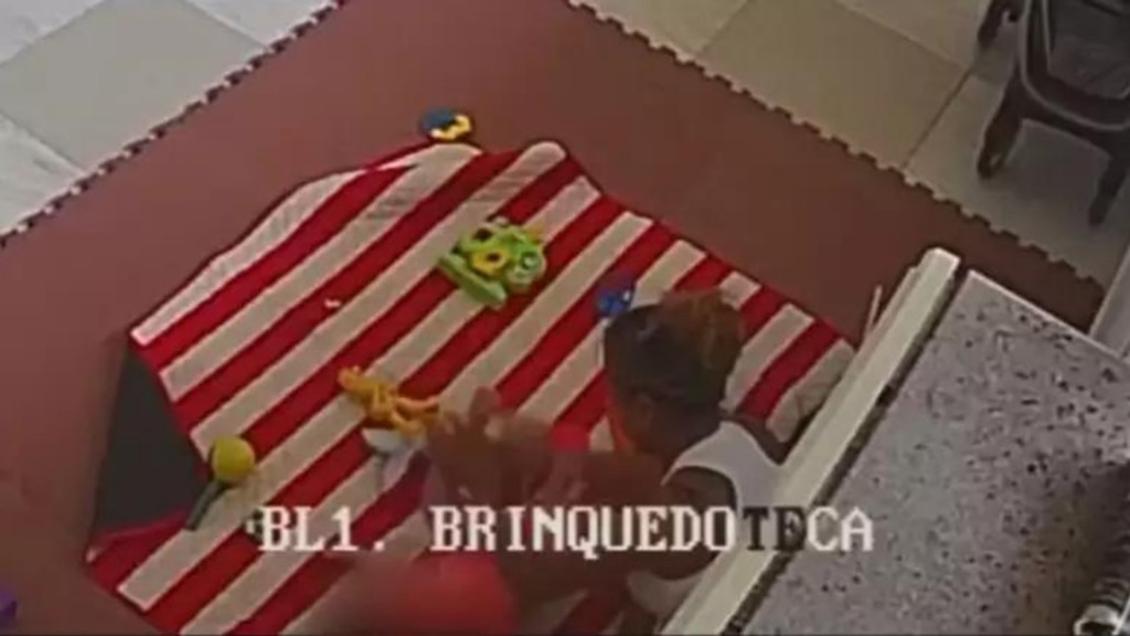 Bbabá é pres4 por agressão em bebê de 8 meses