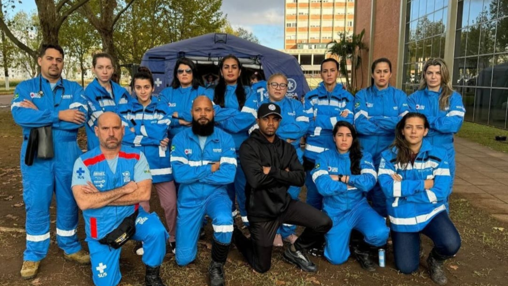 Davi ajuda vítimas no RS