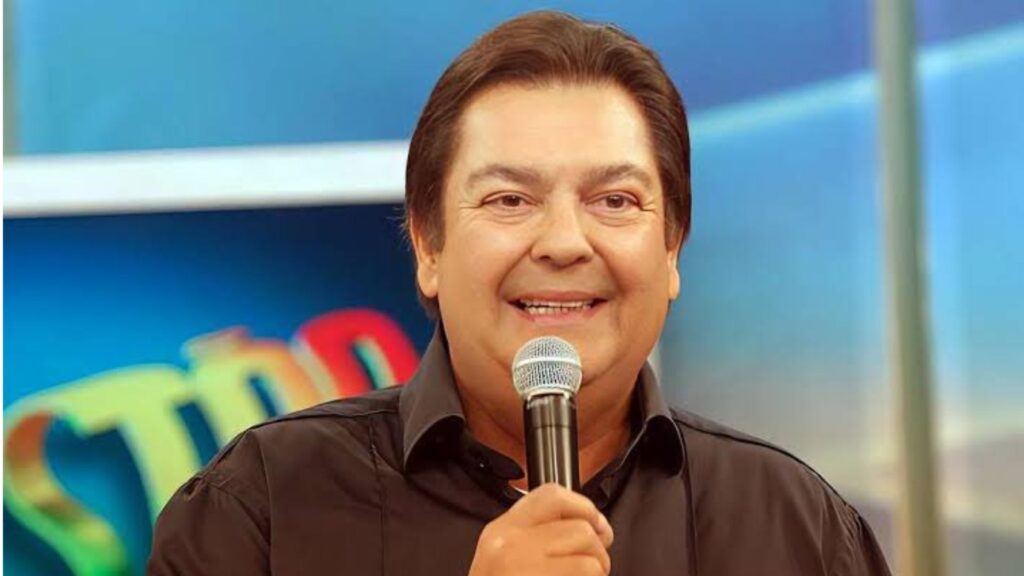 Faustão aparece pela primeira vez após o transplante