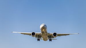 Passageiro perde a vida após ser sugado