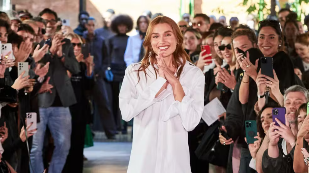 Sasha faz o seu primeiro lançamento como estilista