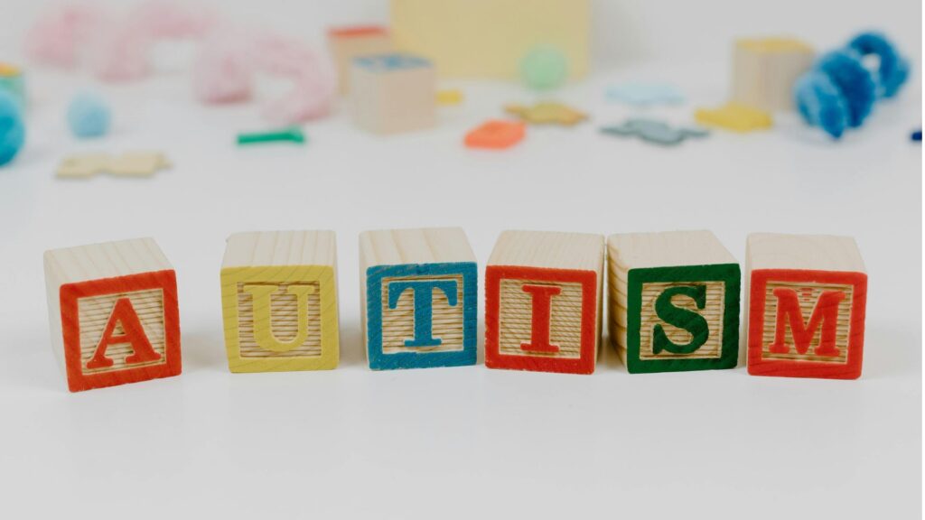 Distúrbios do sono são mais comuns em crianças com TEA