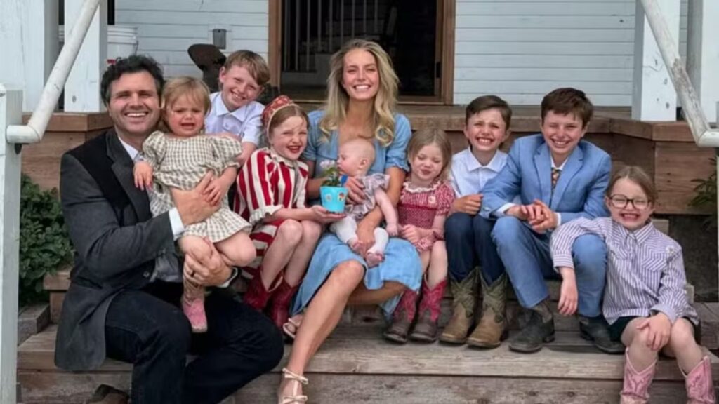 Hannah Neeleman é conhecida como Ballerina Farm nas redes sociais