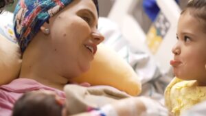 Camila Campos e as filhas, Bela e Sofia