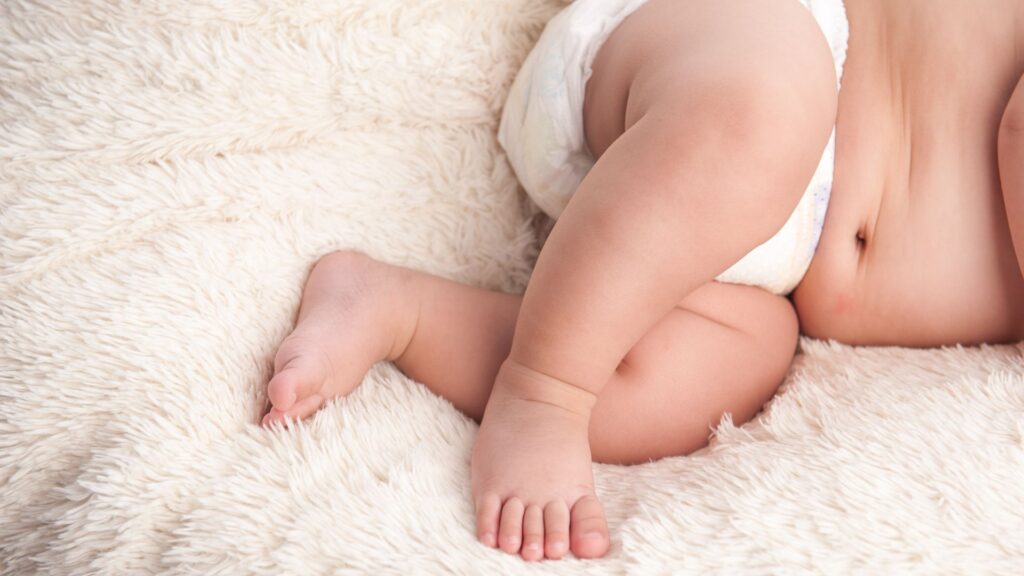 O aleitamento materno contribui para o equilíbrio da microbiota do bebê