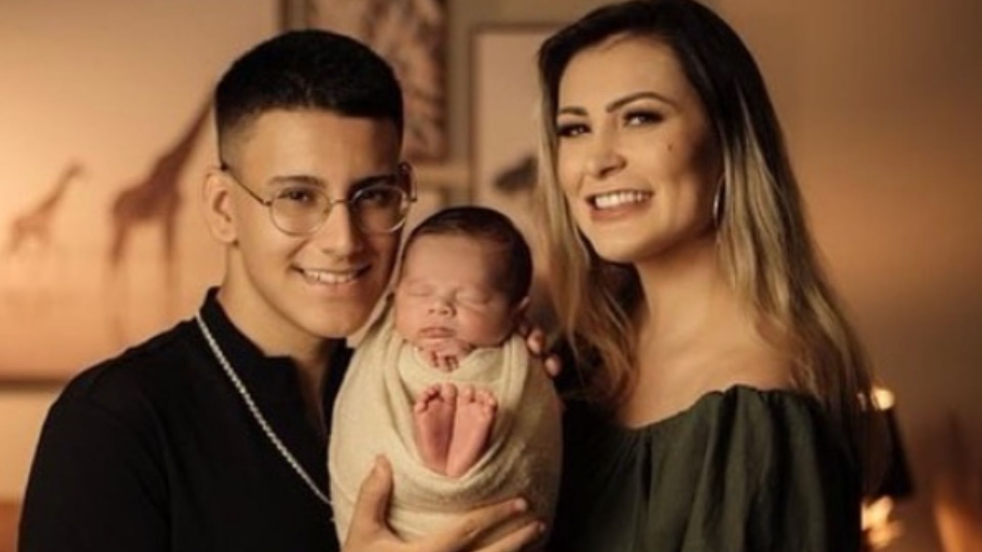 Andressa Urach e os filhos