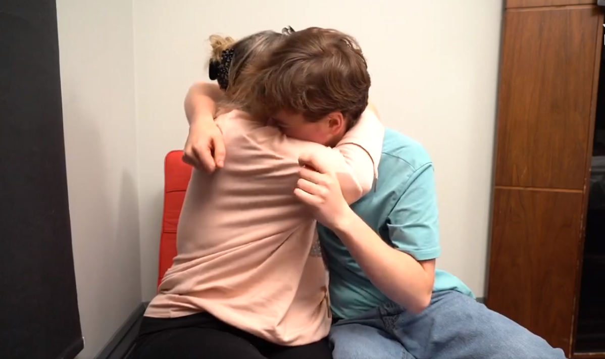 Fam&iacute;lia se reencontrando