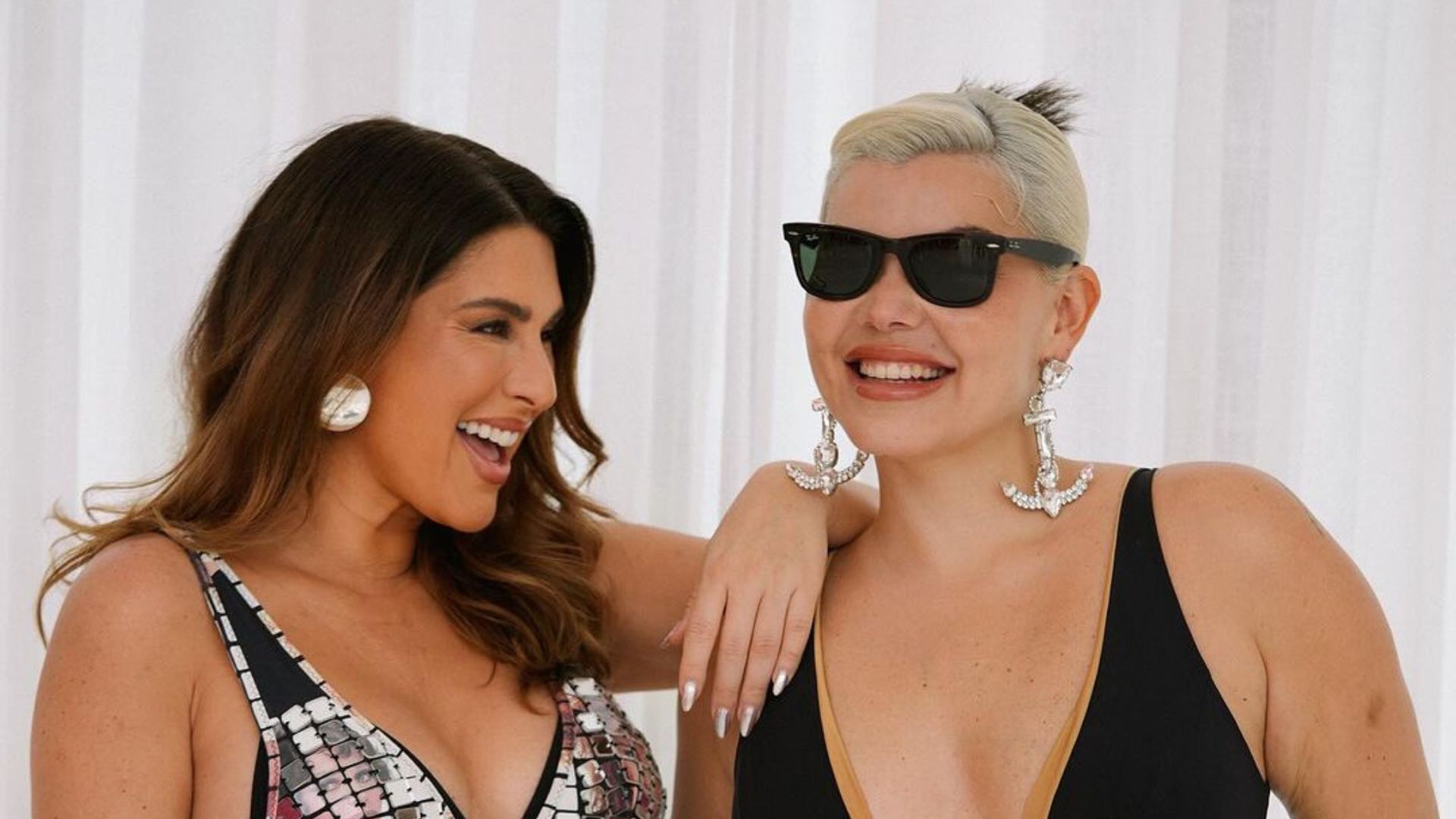 Mulher posando para foto