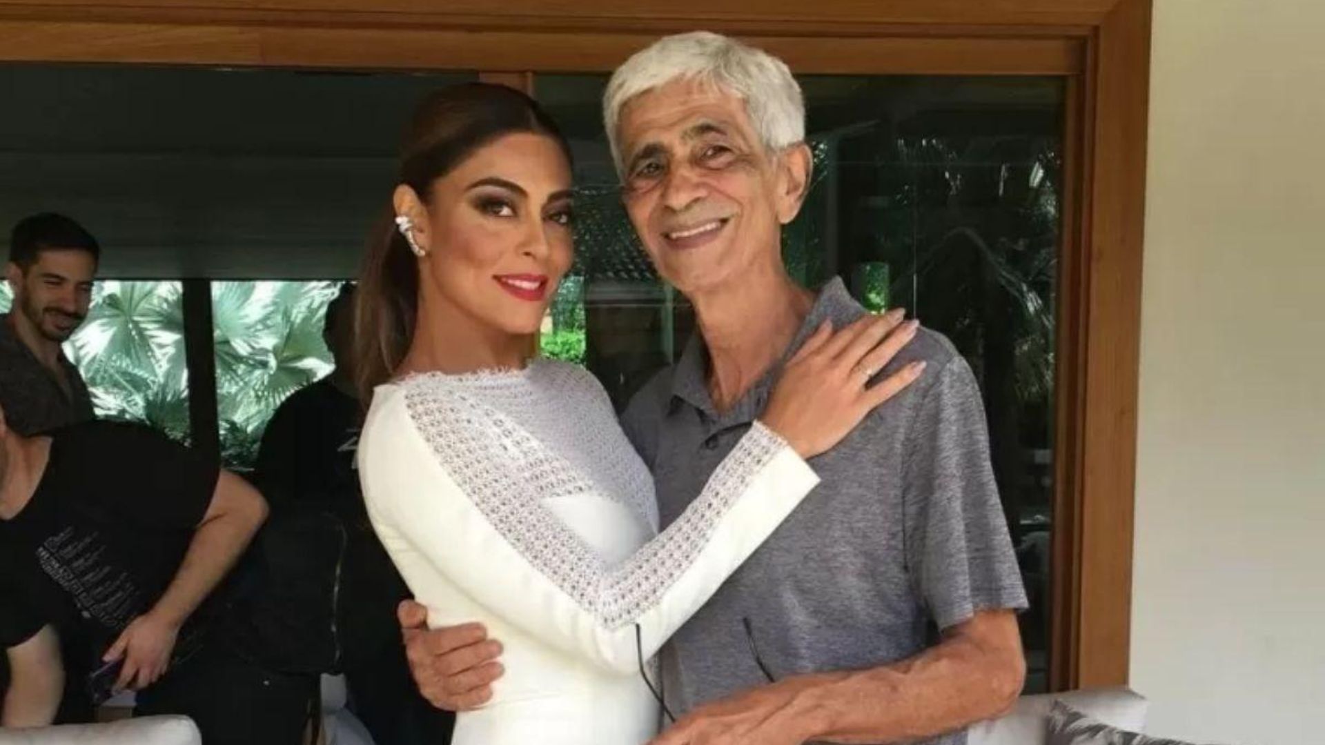 Juliana Paes e seu pai, Carlos Henrique Paes