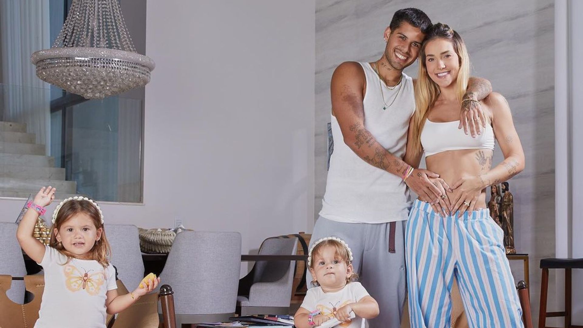 Fam&iacute;lia posando para foto 