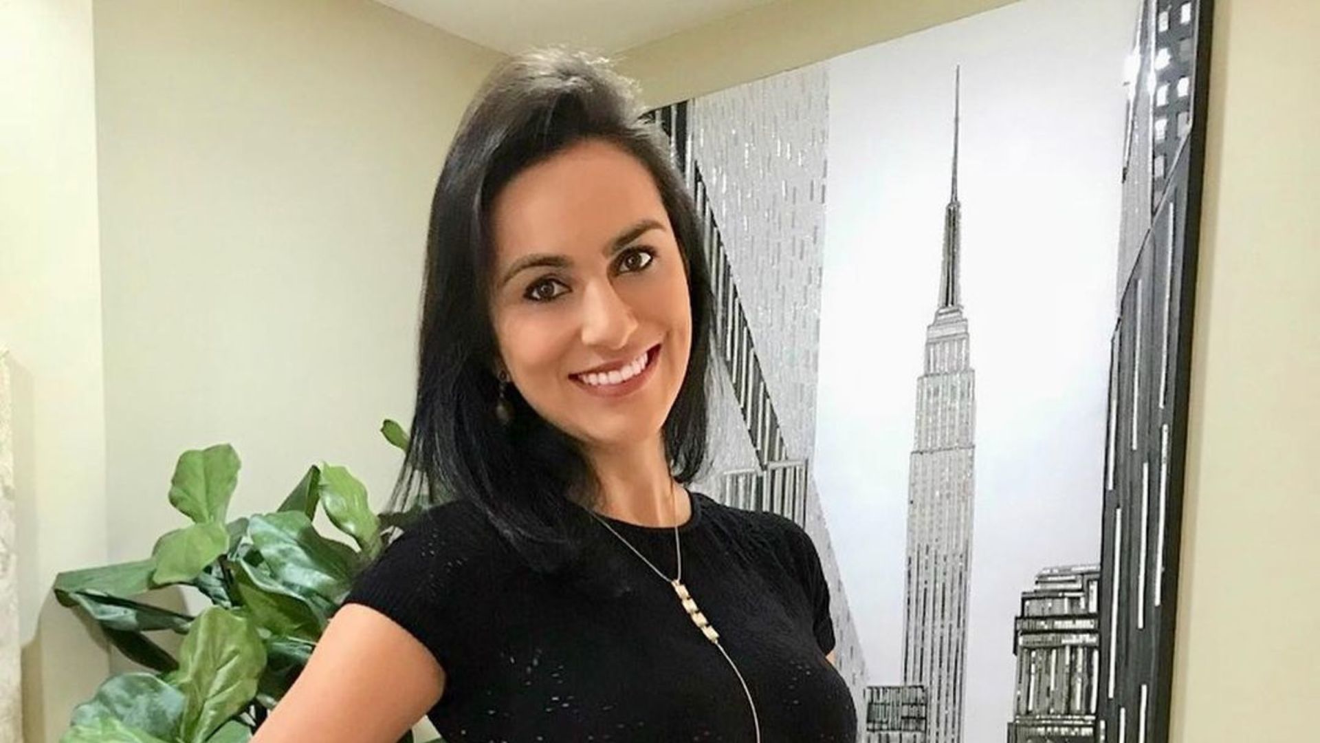 Mulher posando para foto