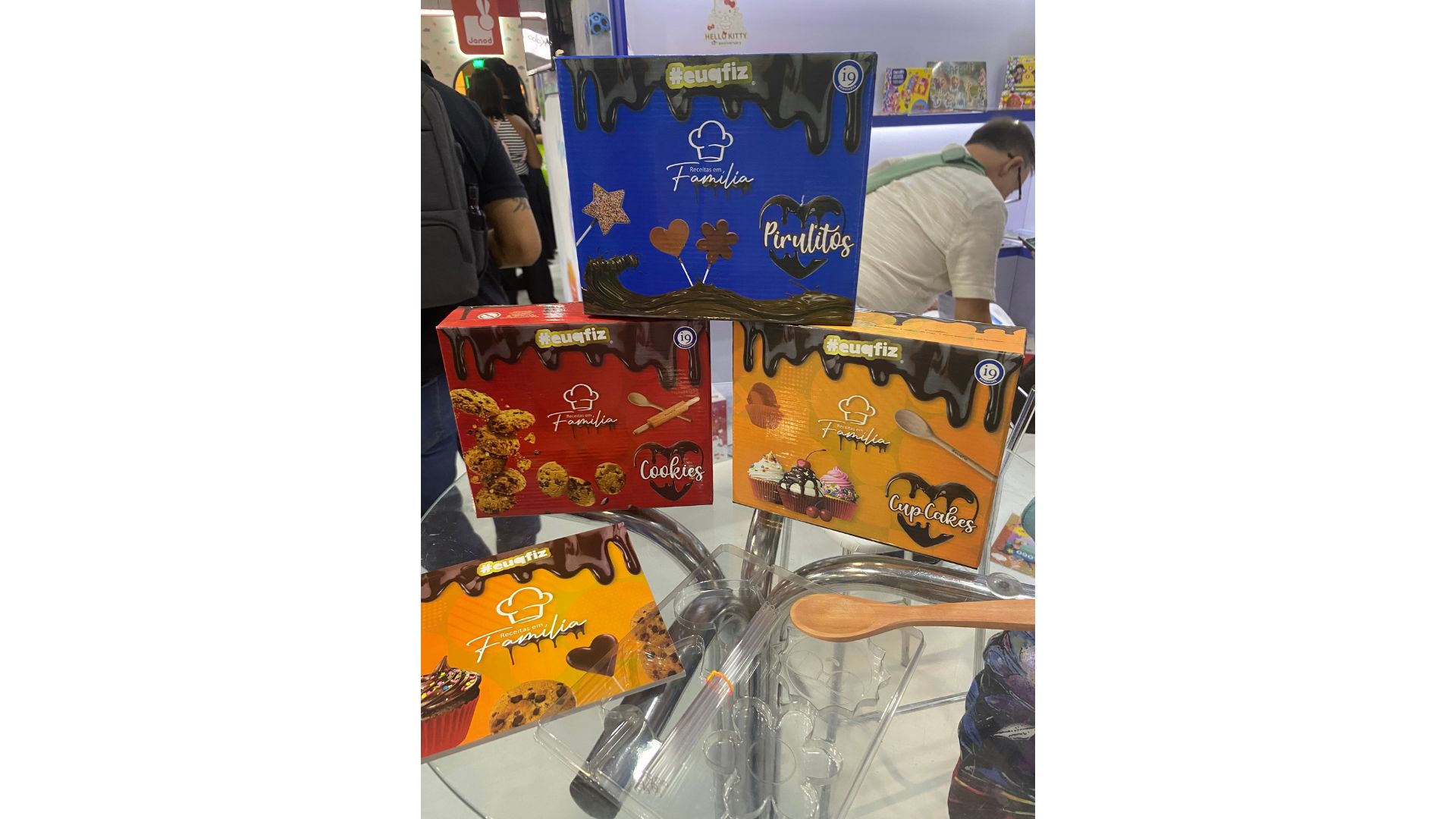 Linha de brinquedos para cozinhar em fam&iacute;lia