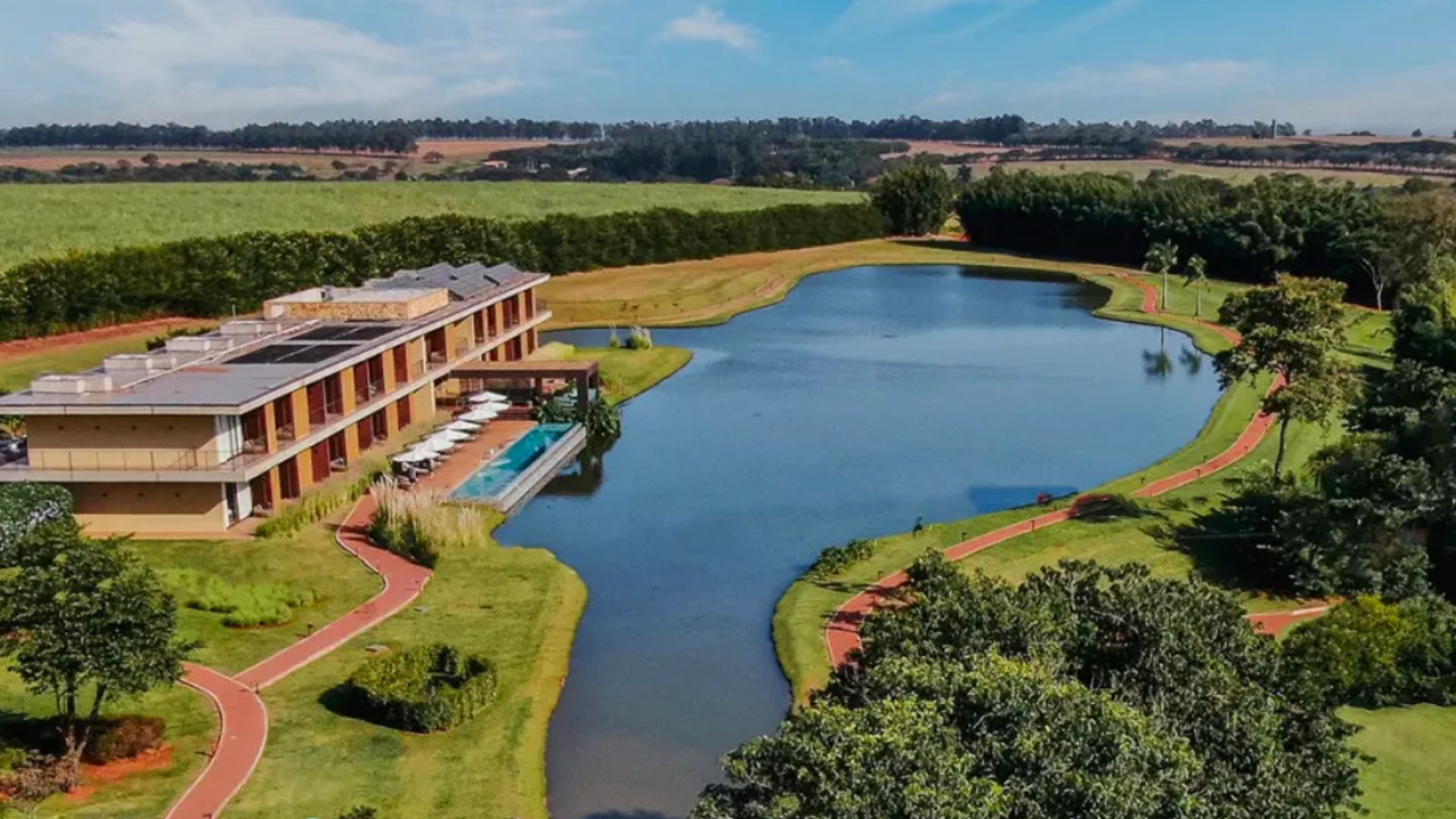 Clara Ibi&uacute;na Resort