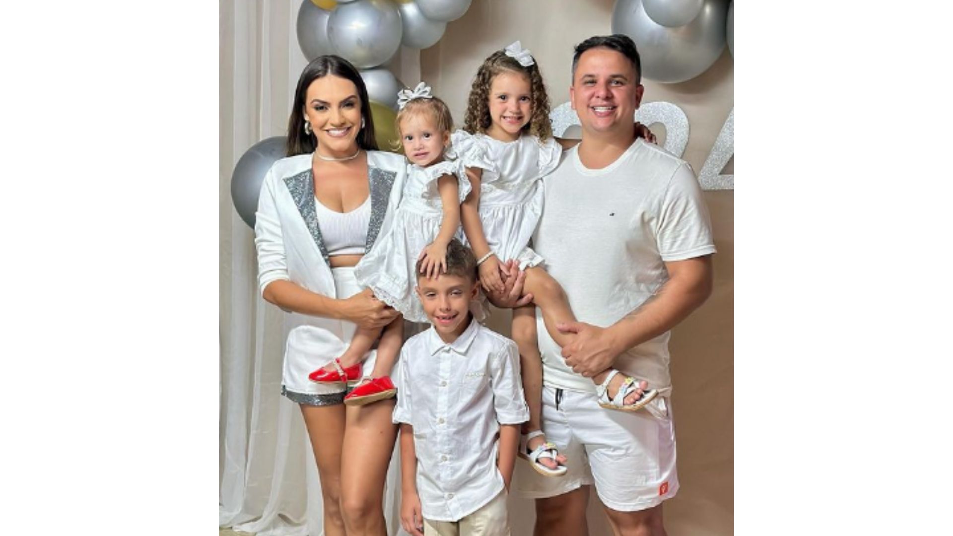 O casal est&aacute; &agrave; espera de mais um beb&ecirc;