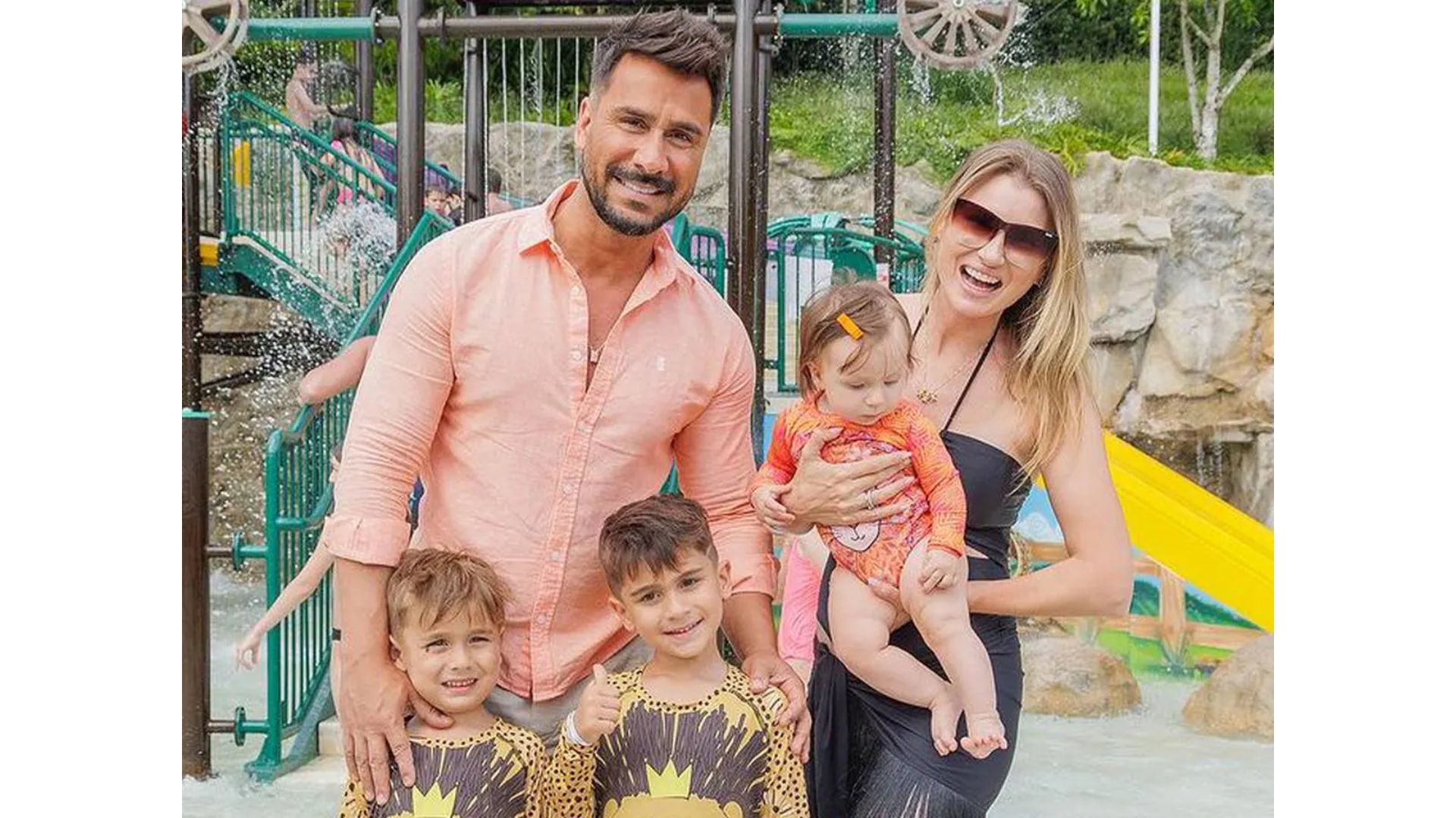 Julio Rocha e os filhos