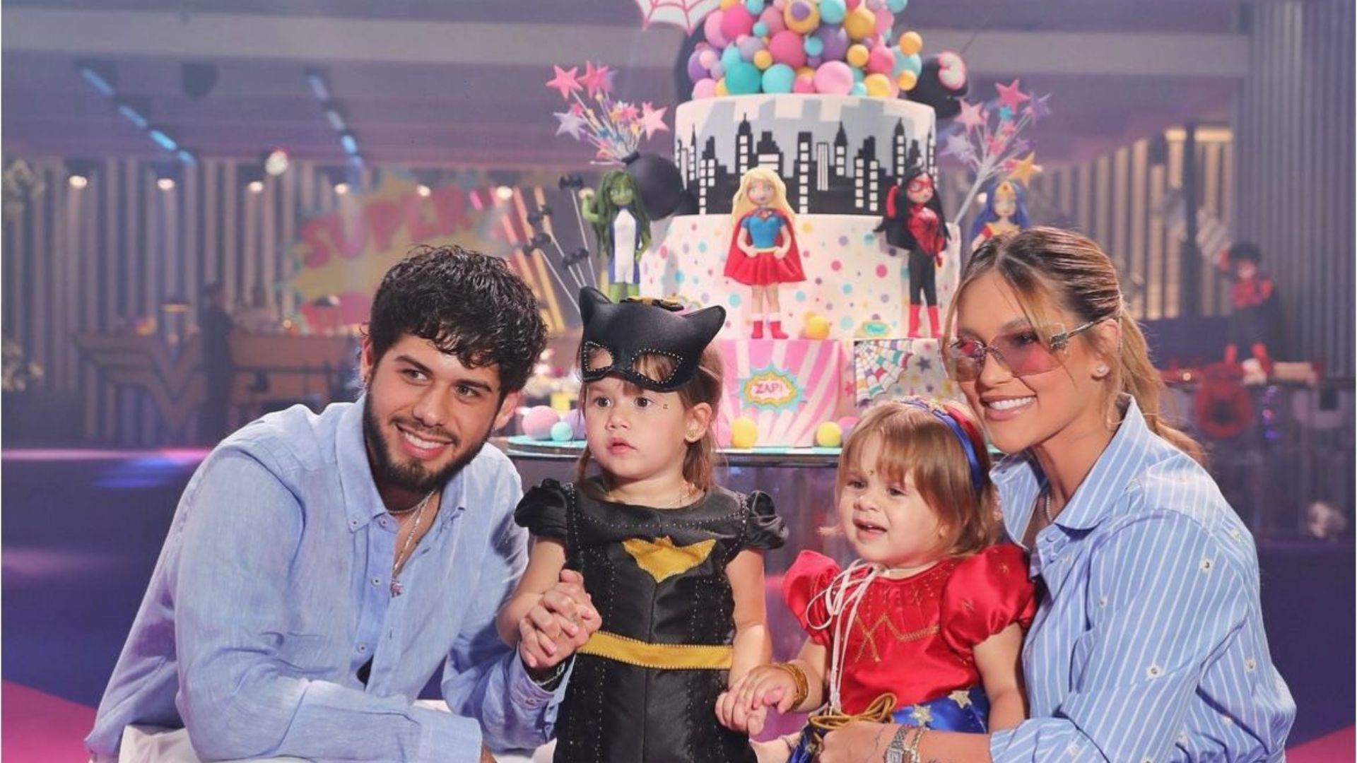 Familia em anivers&aacute;rio