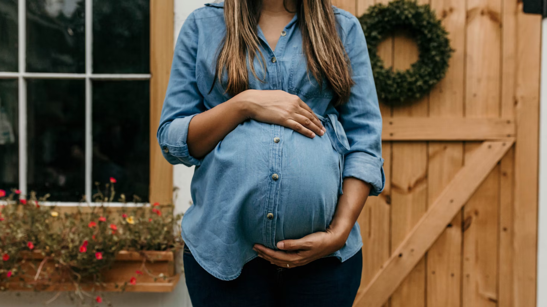 Mulher gr&aacute;vida