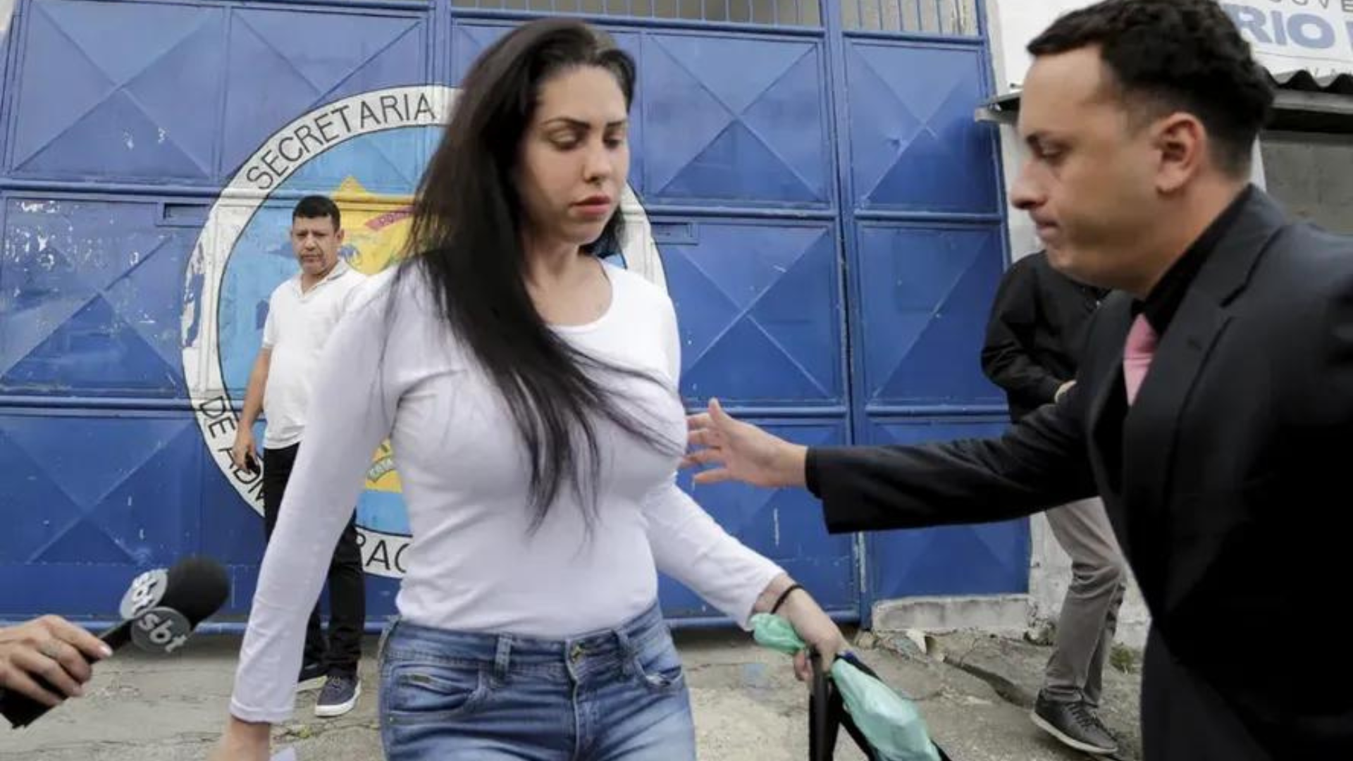 Monique &eacute; transferida de pres&iacute;dio