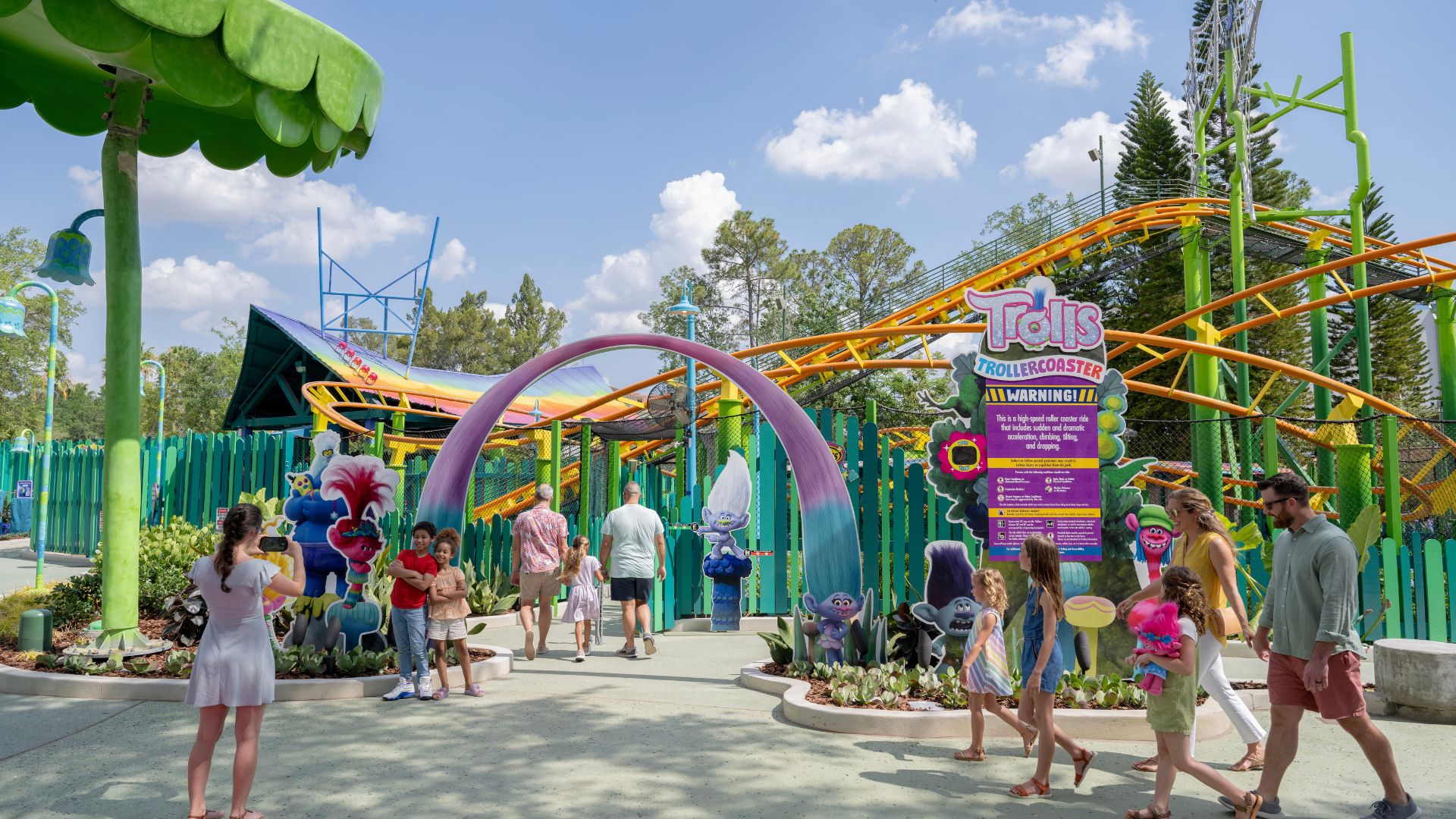 A &aacute;rea de Trolls do parque da Universal &eacute; encantadora