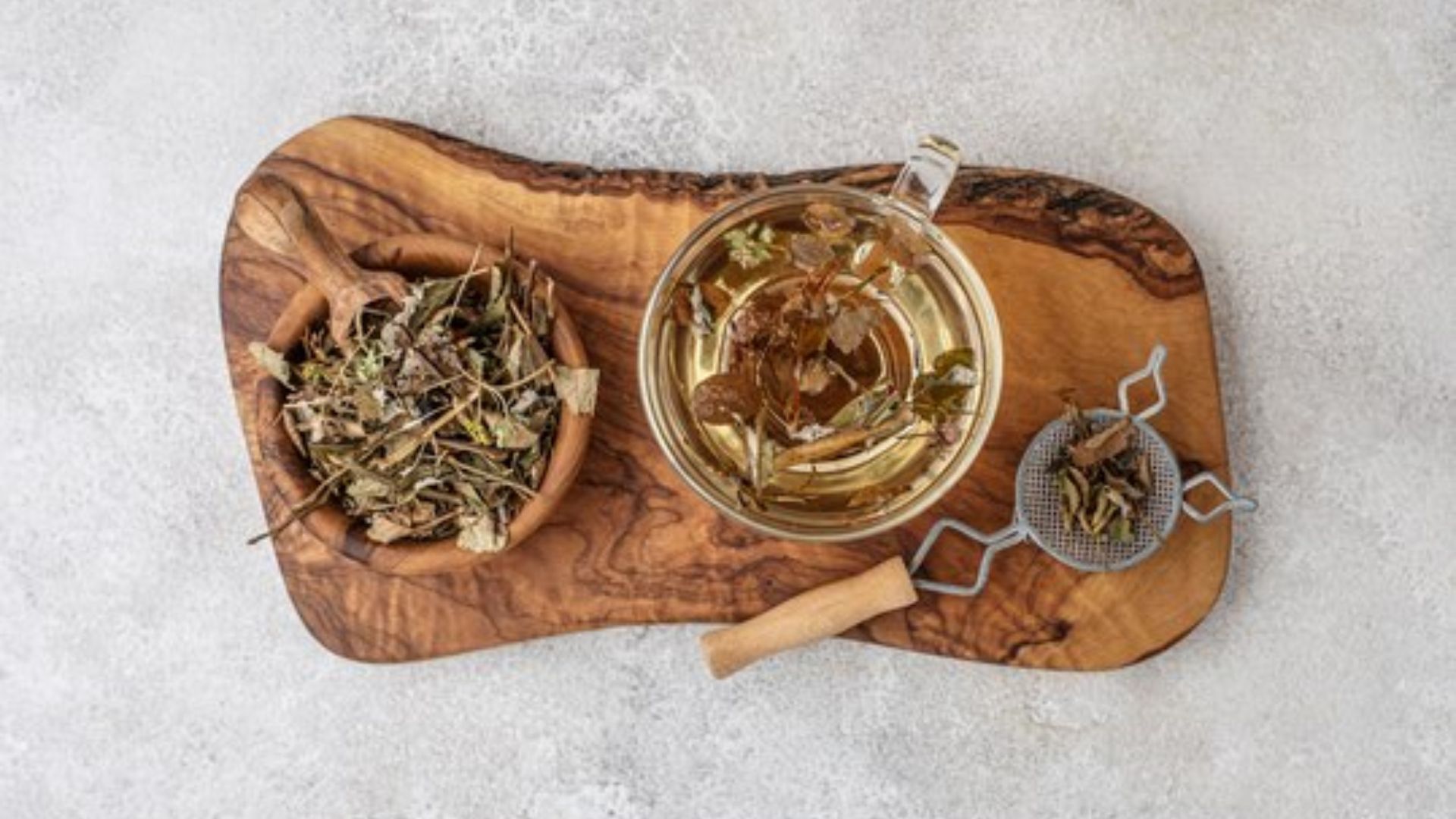 Ch&aacute; de or&eacute;gano