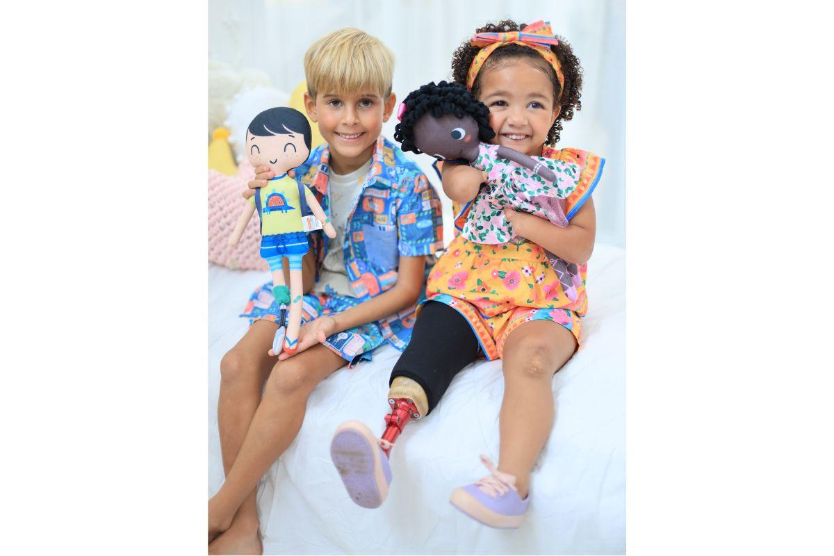 bonecos inclusivos mini me