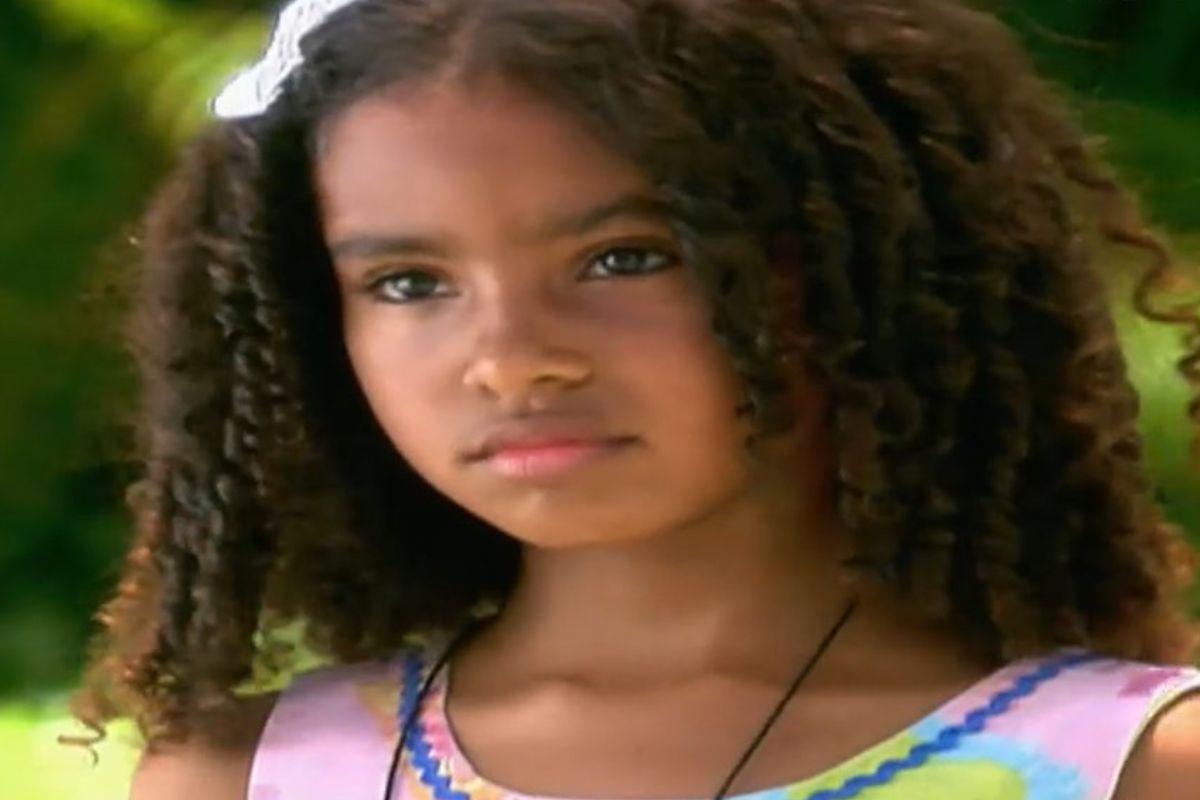 Gabz, criança, atuando em novela