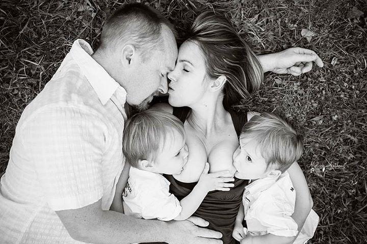 Foto de amamentação que todo pai deve ver