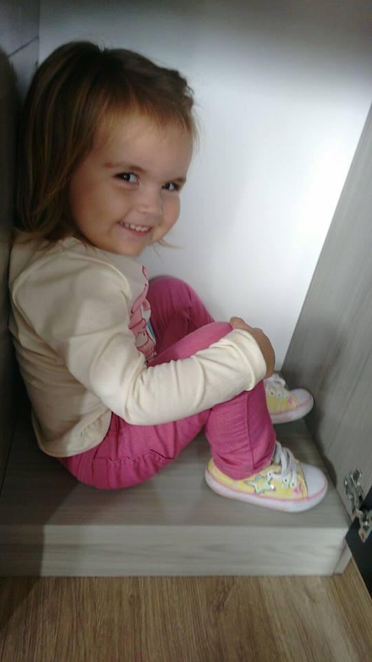 Lívia, 2 anos, flha de Michele e Daniel