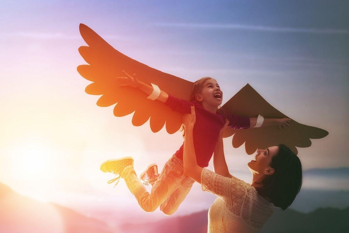 Endorfina, dopamina, serotonina e ocitocina são os chamados hormônios da felicidade