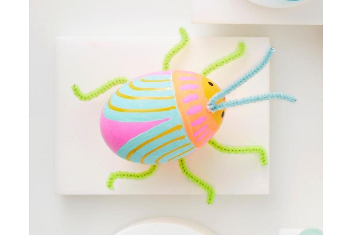 Ovo de Páscoa Besouro