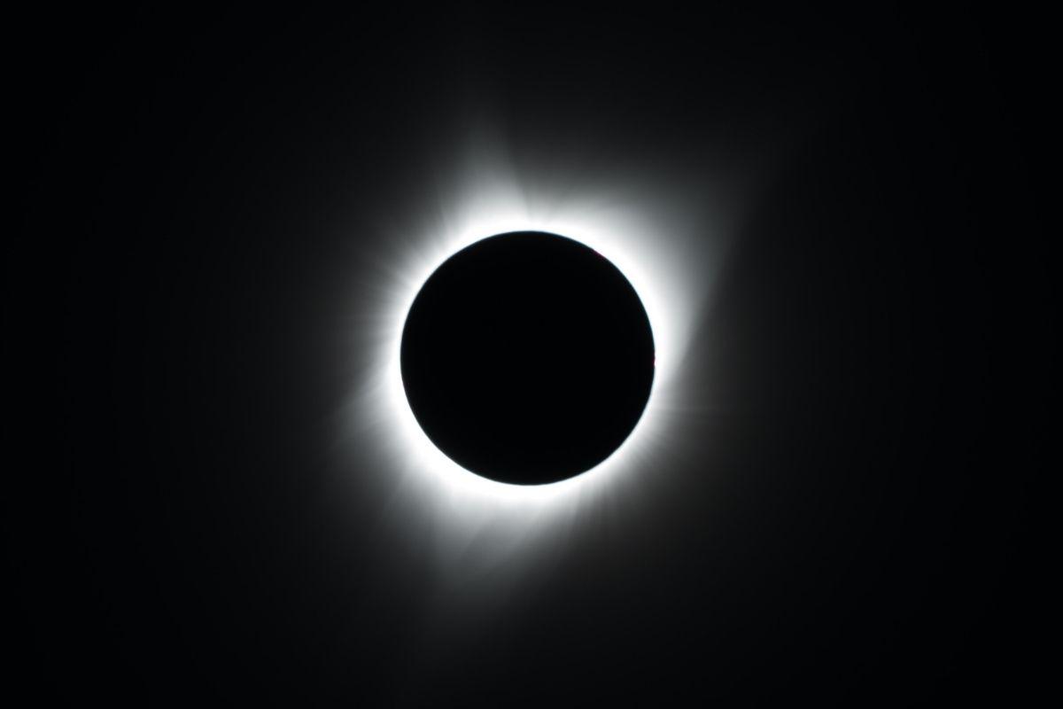 Eclipse solar