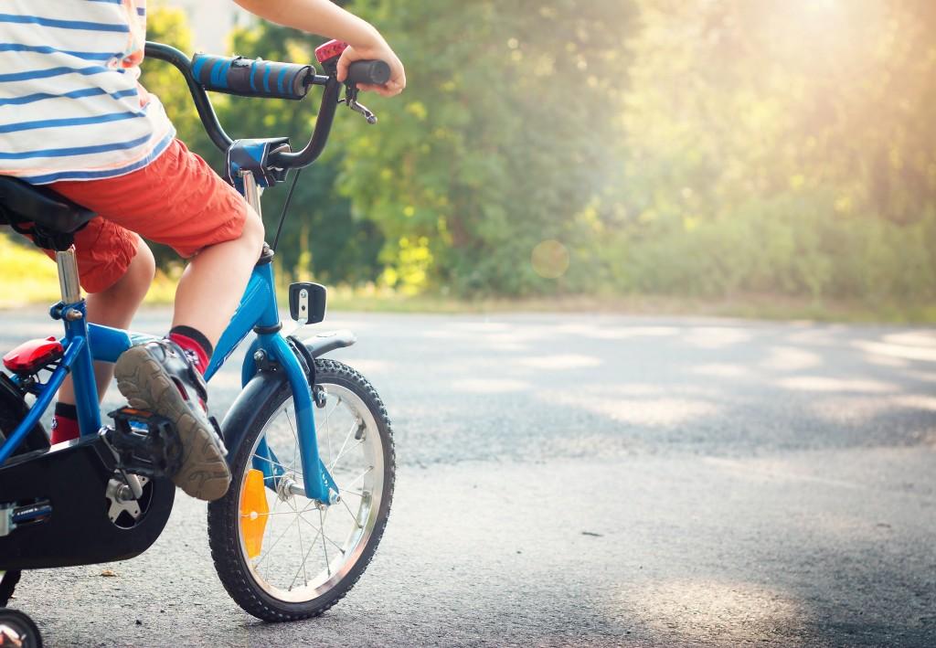 brinquedos sobre rodas