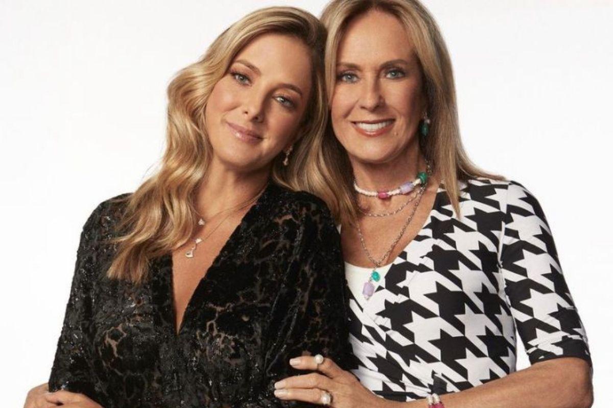 Ticiane Pinheiro posta foto com a mãe e semelhança chama atenção: "Parecem irmãs" (Foto: Reprodução Instagram)