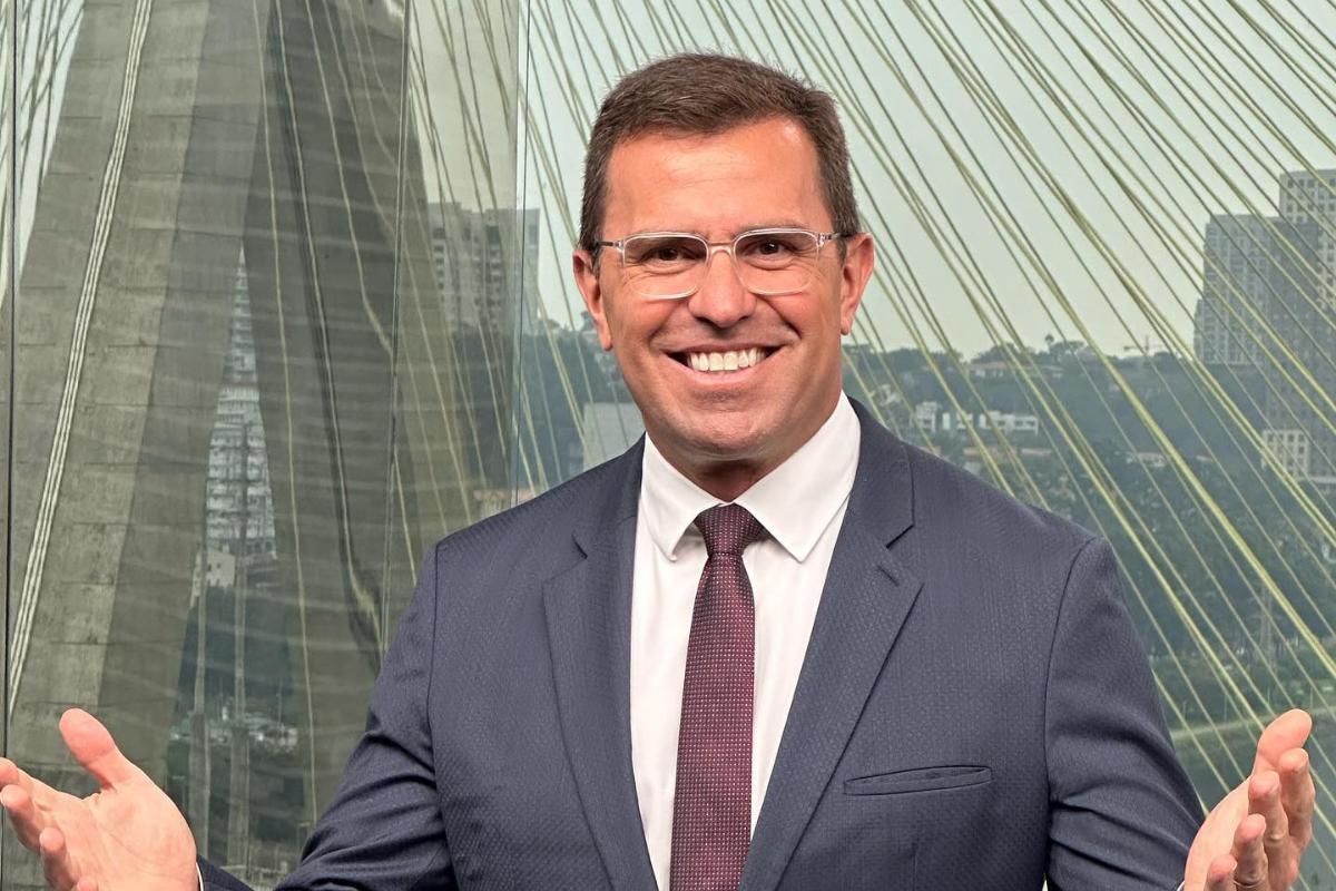 Rodrigo Bocardi mostrou uma foto curtindo as férias com a filha