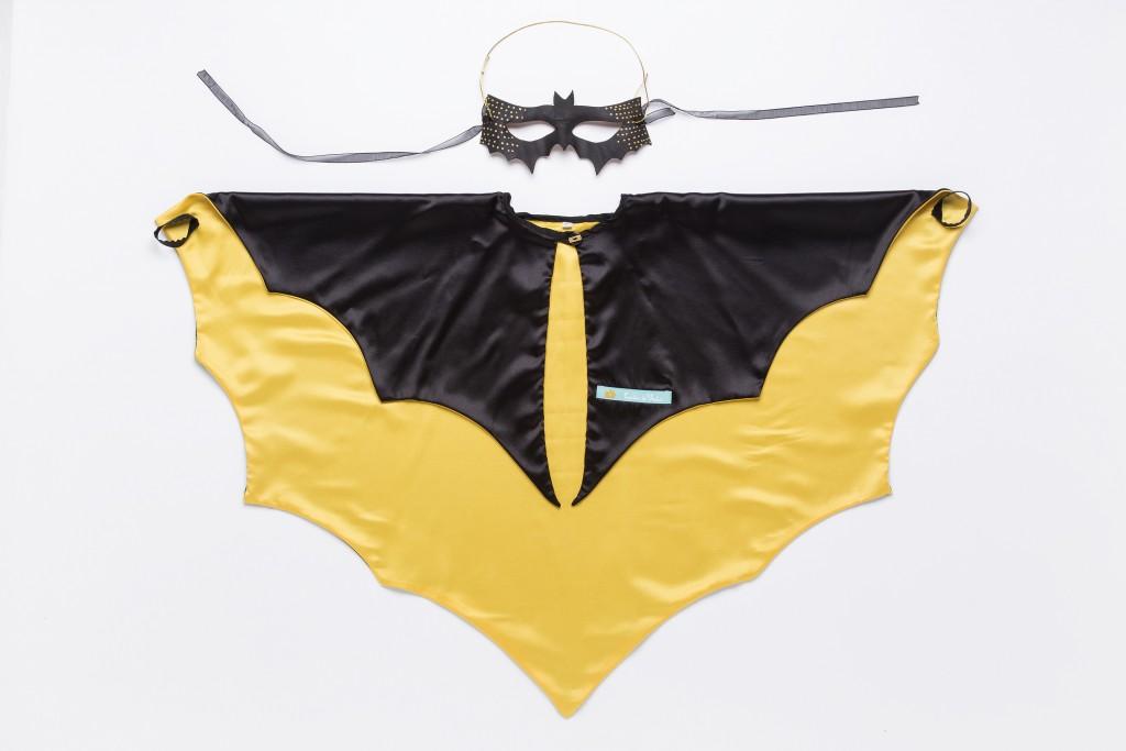 CONTOS DE VESTIR - R$ 220,00