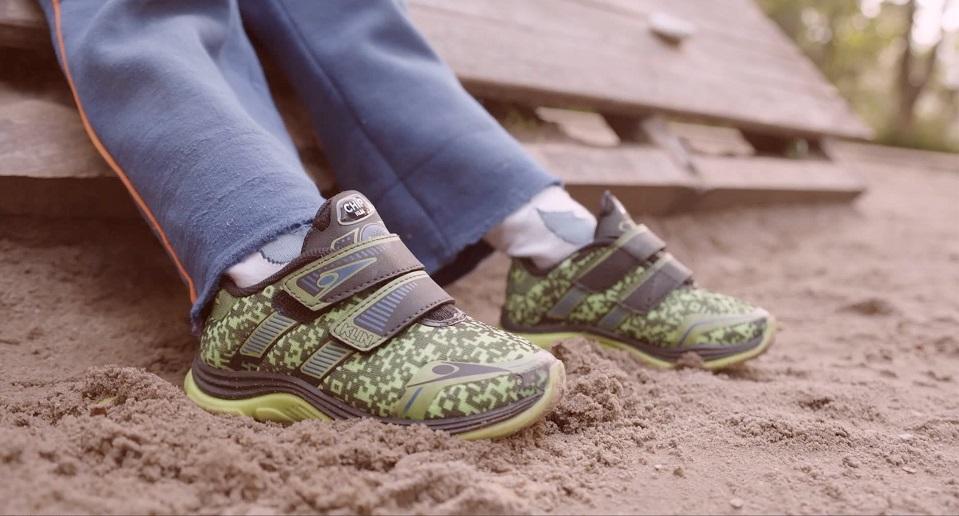 Tênis Klin com Chip