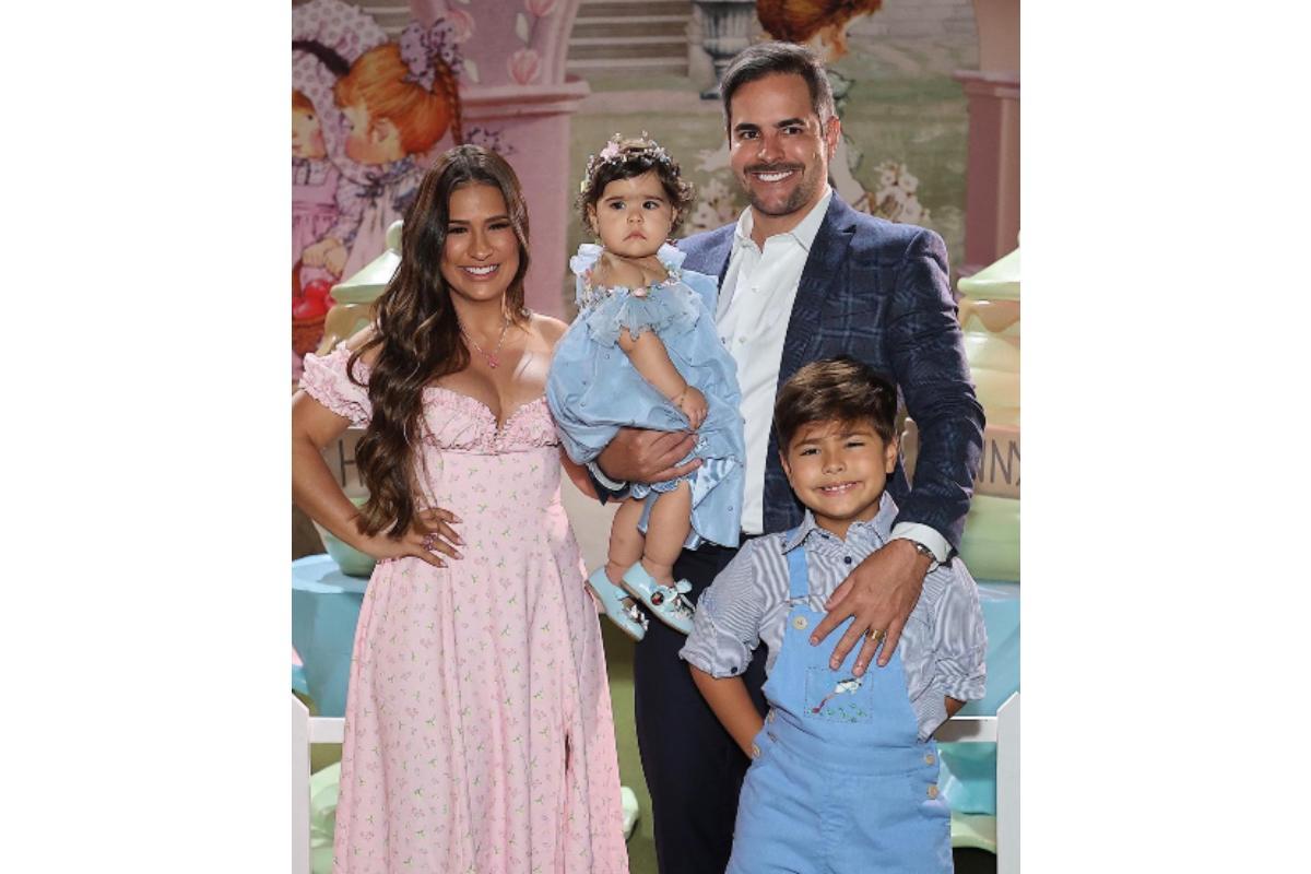 "Que dia especial nas nossas vidas.1 ano da nossa princesa Zaya"