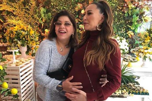 Ela esteve presente no chá de bebê da Sabrina Sato (Foto: Reprodução/Instagram)