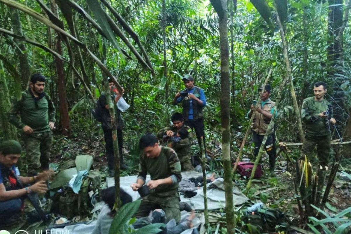Crianças são achadas com vida Amazonia Colombiana