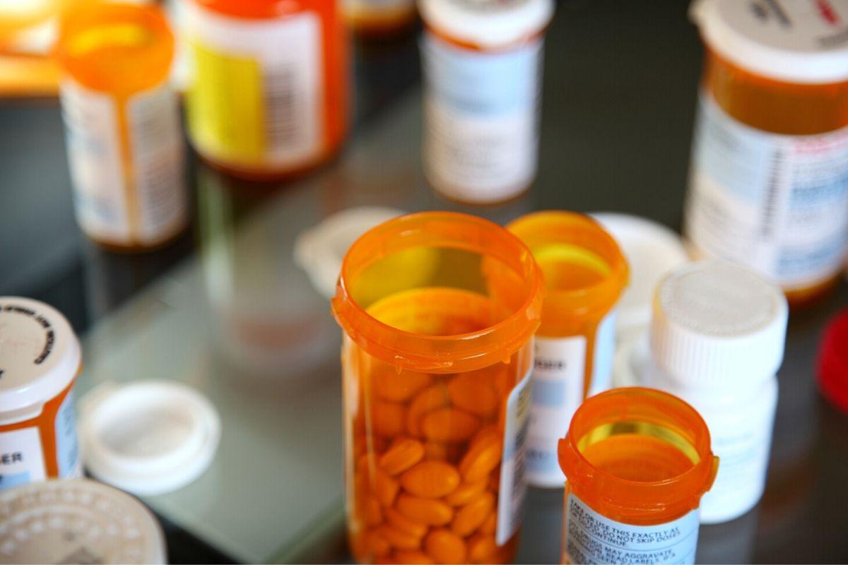 Homem deu remédios contra alergia para seu filho