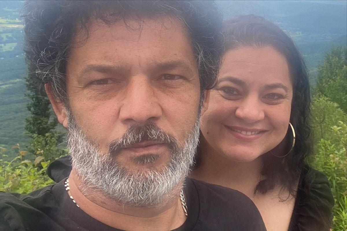 Mulher que se casou com o irmão da amante do ex-marido