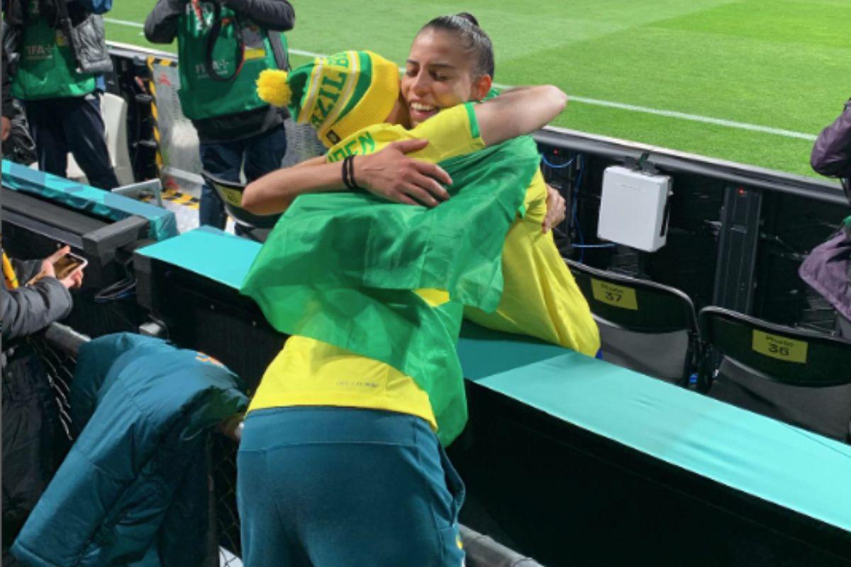 Pai de zagueira da Seleção Brasileira Feminina, pai de Lauren da Seleção Brasileira Feminina, Lauren da Seleção Brasileira Feminina, Copa do Mundo Feminina